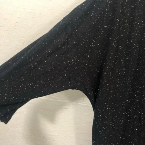 Black Top Tunic Speckled Pattern 3/4 Sleeve V Neck Womens - Picture 3 of 8